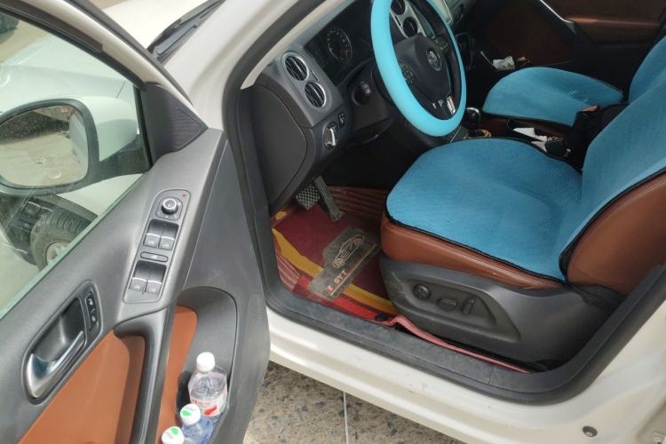 Used Volkswagen Tiguan 2009 2.0 TSI Luxury Edition Driver Seat