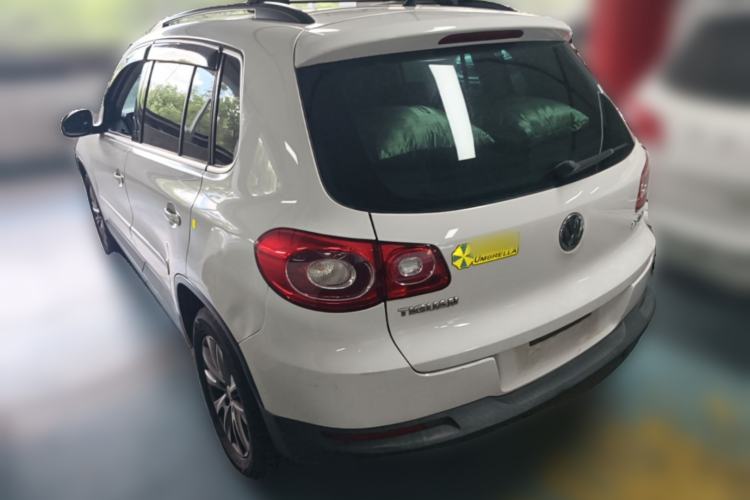 Used Volkswagen Tiguan 2009 2.0 TSI Comfort Edition Rear Left 45 Deg