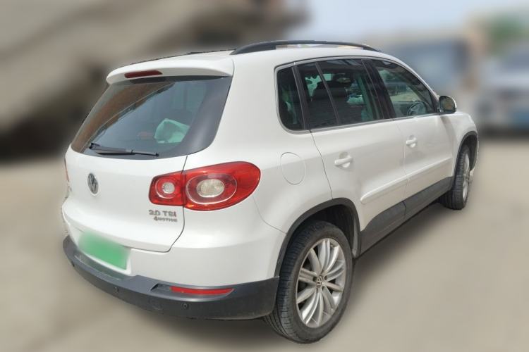 Used Volkswagen Tiguan 2009 2.0 TSI Luxury Edition Rear Right 45 Deg