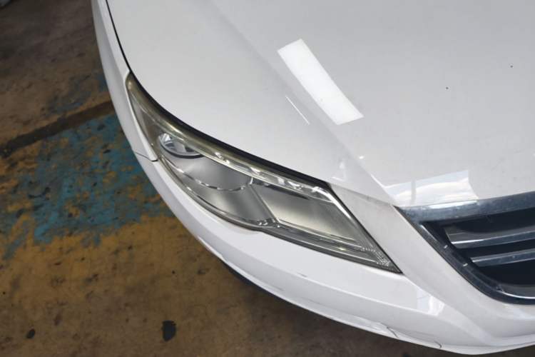Used Volkswagen Tiguan 2009 2.0 TSI Comfort Edition Right Front Headlight