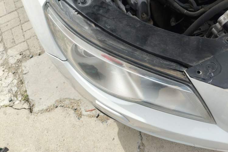 Used Volkswagen Tiguan 2009 2.0 TSI Luxury Edition Right Front Headlight