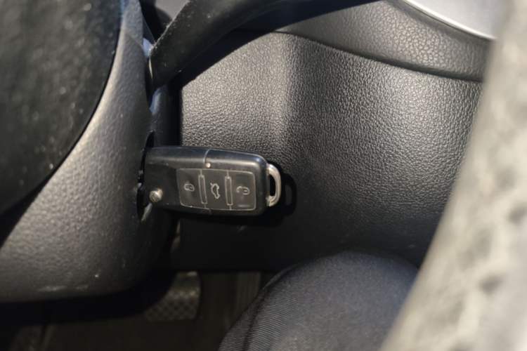 Used Volkswagen Tiguan 2009 2.0 TSI Comfort Edition Vehicle Key