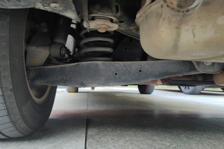 Used Volkswagen Tiguan 2010 1.8 TSI Automatic Two-Wheel Drive Trend Edition Chassis Rear Left