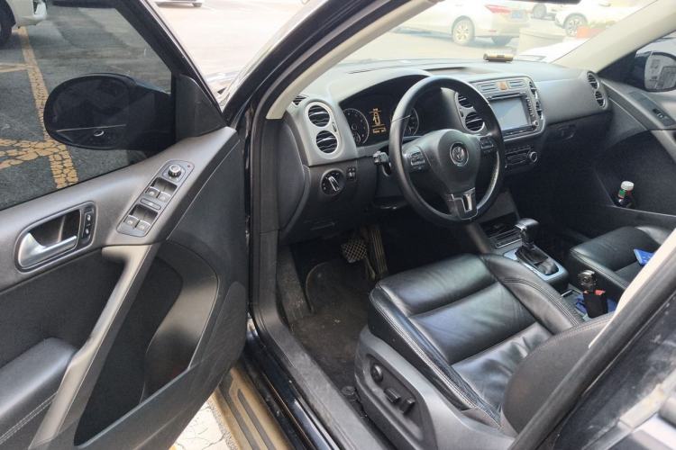 Used Volkswagen Tiguan 2010 1.8 TSI Automatic Two-Wheel Drive Trend Edition Driver Seat