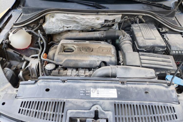 Used Volkswagen Tiguan 2010 1.8TSI Automatic Two-Wheel Drive Elite Edition Engine Bay