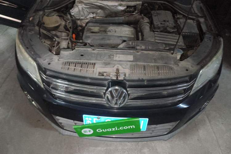 Used Volkswagen Tiguan 2010 1.8TSI Automatic All-Wheel-Drive Elite Edition Engine Bay