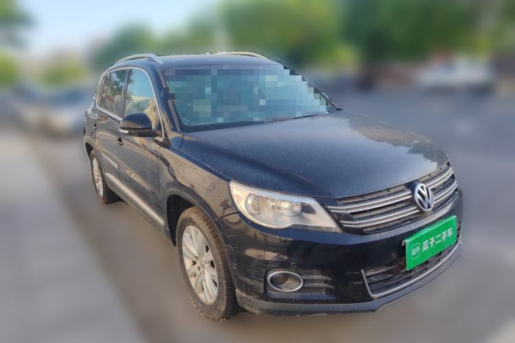 Used Volkswagen Tiguan 2010 2.0 TSI Automatic All-Wheel Drive Flagship Edition Front Right 45 Deg