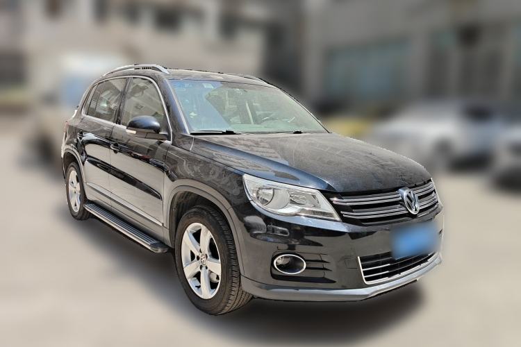Used Volkswagen Tiguan 2010 1.8TSI Automatic Two-Wheel Drive Elite Edition Front Right 45 Deg