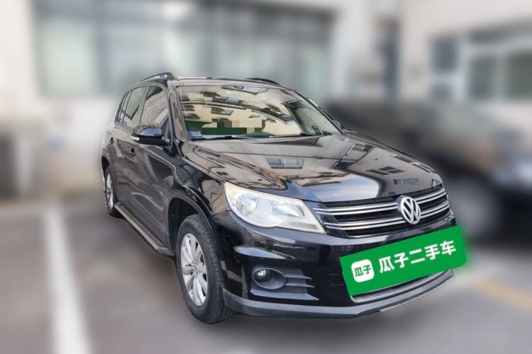 Used Volkswagen Tiguan 2010 1.8 TSI Automatic Two-Wheel Drive Trend Edition Front Right 45 Deg