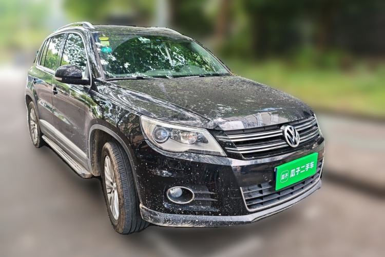 Used Volkswagen Tiguan 2010 2.0 TSI Automatic All-Wheel Drive Flagship Edition Front Right 45 Deg