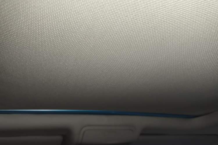 Used Volkswagen Tiguan 2010 1.8TSI Automatic All-Wheel-Drive Elite Edition Headliner