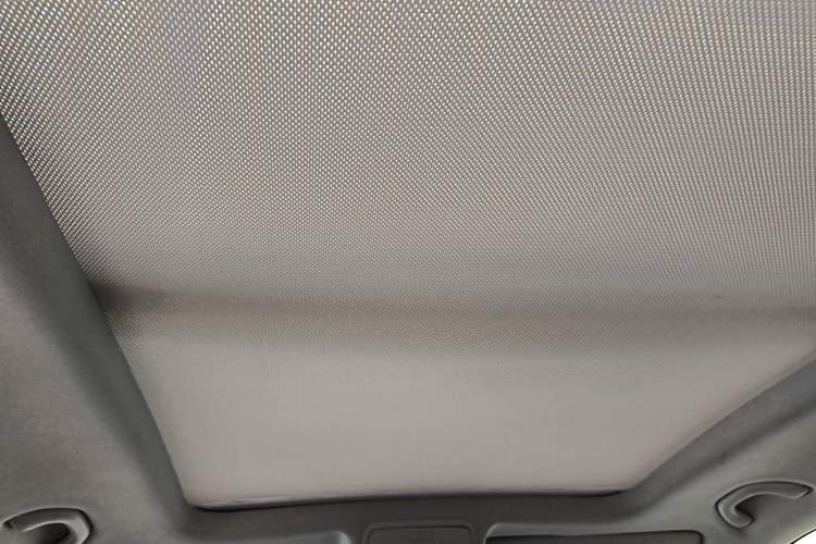 Used Volkswagen Tiguan 2010 1.8TSI Automatic All-Wheel-Drive Elite Edition Headliner