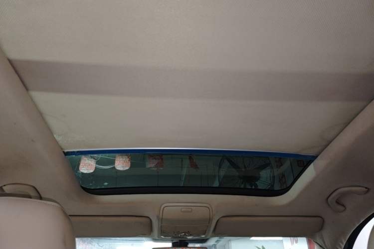 Used Volkswagen Tiguan 2010 2.0 TSI Automatic All-Wheel Drive Flagship Edition Headliner
