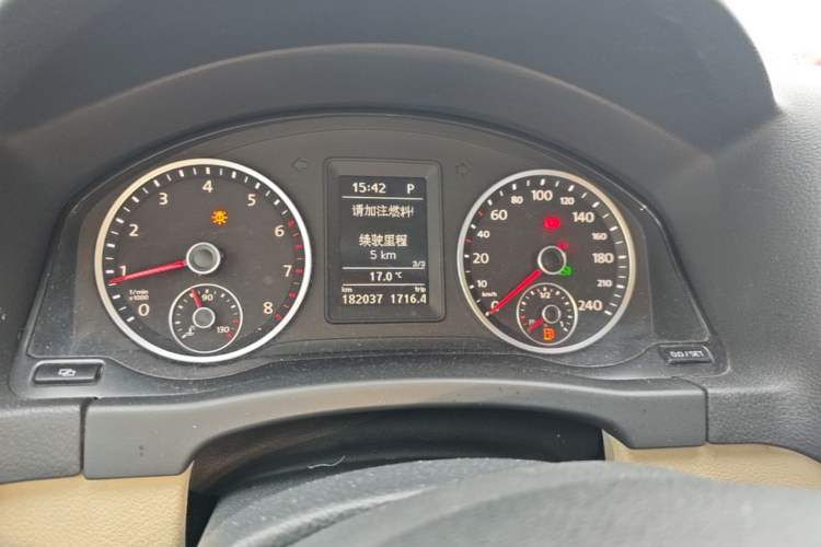 Used Volkswagen Tiguan 2010 1.8 TSI Automatic Two-Wheel Drive Trend Edition Instrument Cluster