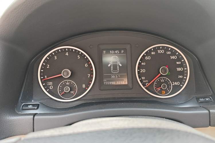 Used Volkswagen Tiguan 2010 1.8TSI Automatic Two-Wheel Drive Elite Edition Instrument Cluster