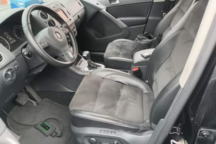 Used Volkswagen Tiguan 2010 2.0 TSI Automatic All-Wheel Drive Flagship Edition Left Front Seat