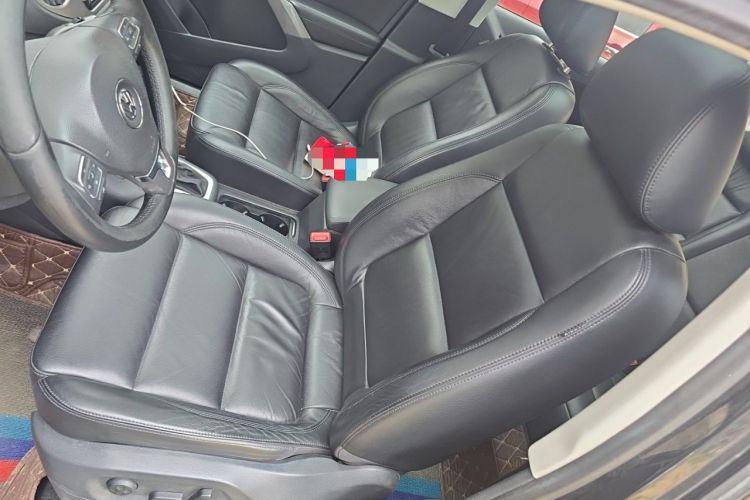 Used Volkswagen Tiguan 2010 2.0 TSI Automatic All-Wheel-Drive Elite Edition Left Front Seat