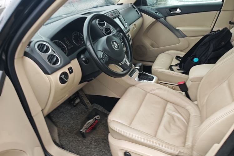 Used Volkswagen Tiguan 2010 1.8 TSI Automatic Two-Wheel Drive Trend Edition Left Front Seat