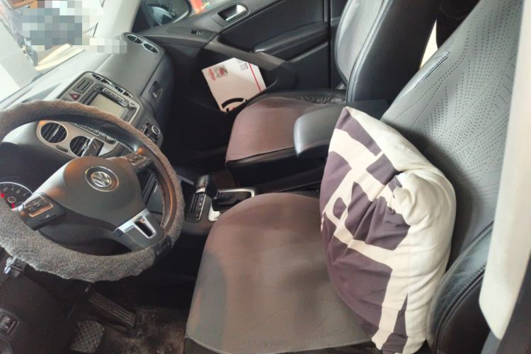 Used Volkswagen Tiguan 2010 2.0 TSI Automatic All-Wheel Drive Flagship Navigation Edition Left Front Seat