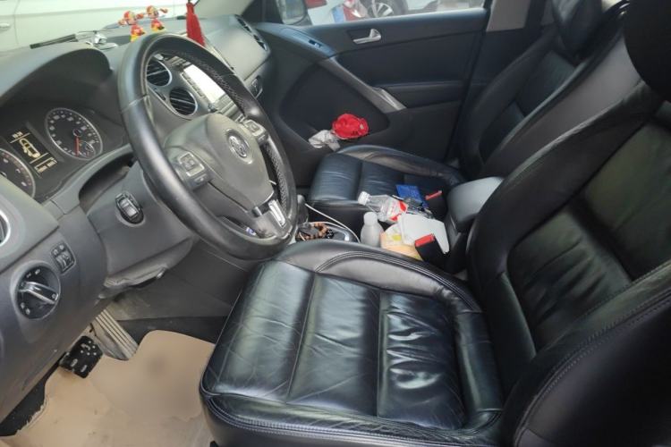 Used Volkswagen Tiguan 2010 1.8 TSI Automatic Two-Wheel Drive Trend Edition Left Front Seat