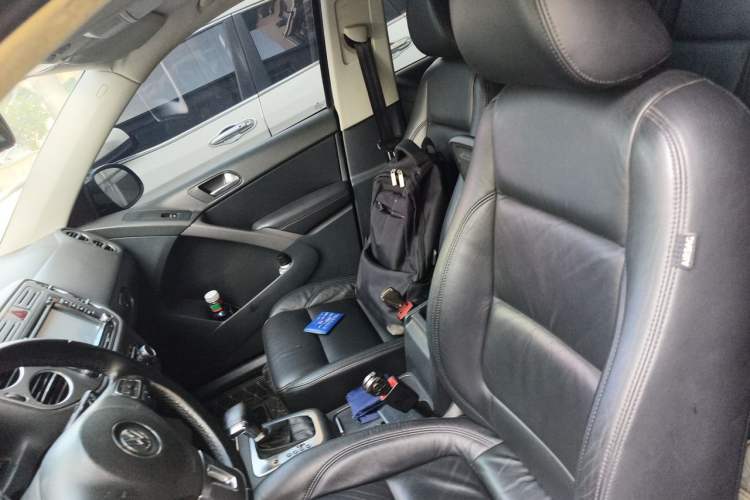 Used Volkswagen Tiguan 2010 1.8 TSI Automatic Two-Wheel Drive Trend Edition Left Front Seat