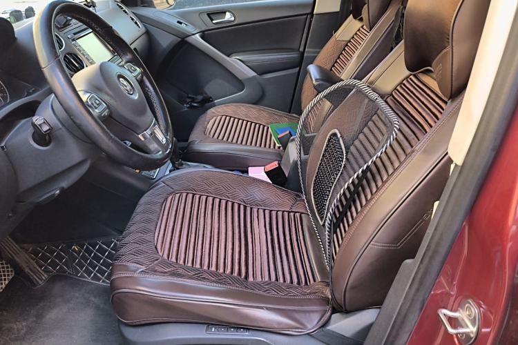 Used Volkswagen Tiguan 2010 1.8TSI Automatic All-Wheel-Drive Elite Edition Left Front Seat