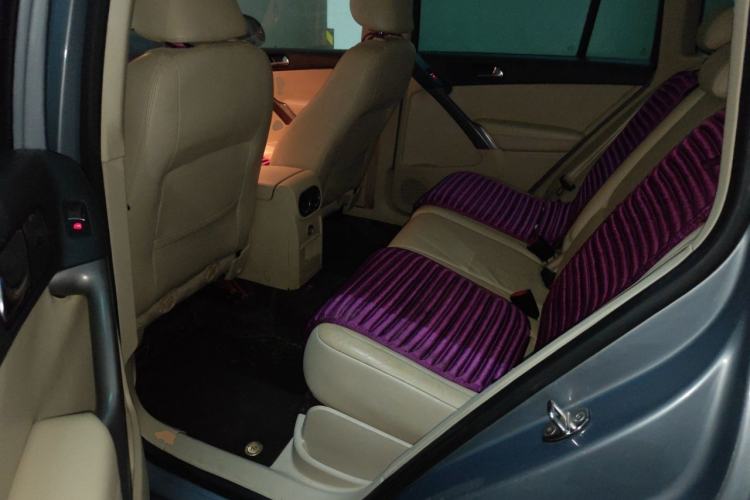 Used Volkswagen Tiguan 2010 2.0 TSI Automatic All-Wheel Drive Flagship Edition Left Rear Seat