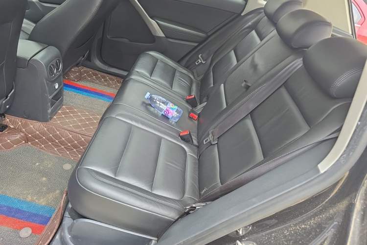 Used Volkswagen Tiguan 2010 2.0 TSI Automatic All-Wheel-Drive Elite Edition Left Rear Seat