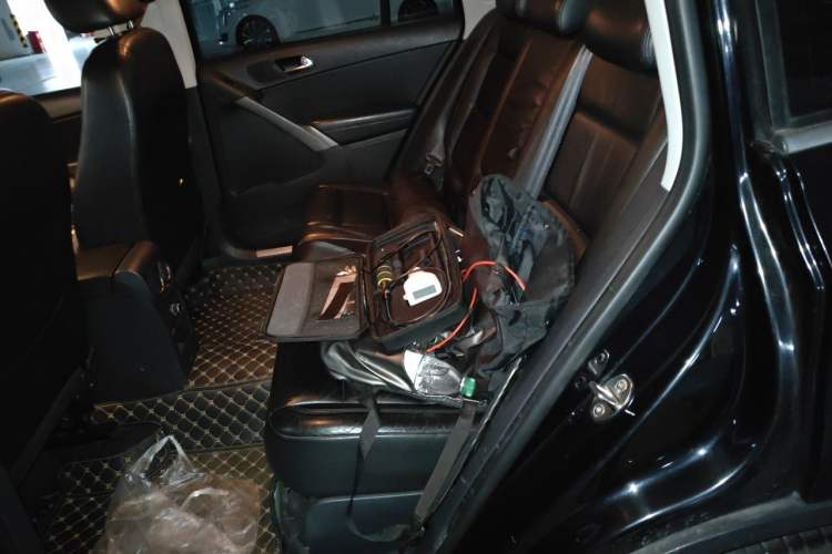 Used Volkswagen Tiguan 2010 1.8TSI Automatic All-Wheel-Drive Elite Edition Left Rear Seat