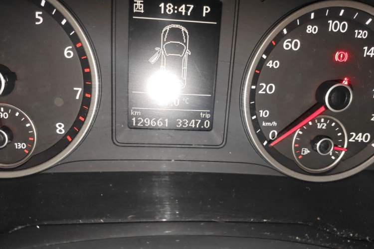Used Volkswagen Tiguan 2010 1.8TSI Automatic Two-Wheel Drive Elite Edition Odometer Close Up