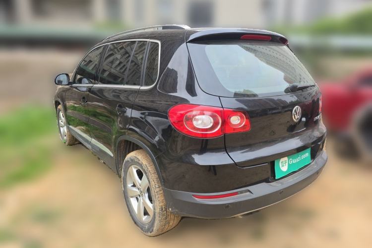Used Volkswagen Tiguan 2010 2.0 TSI Automatic All-Wheel-Drive Elite Edition Rear Left 45 Deg