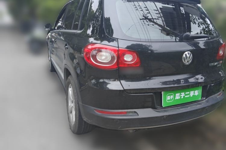 Used Volkswagen Tiguan 2010 2.0 TSI Automatic All-Wheel-Drive Elite Edition Rear Left 45 Deg