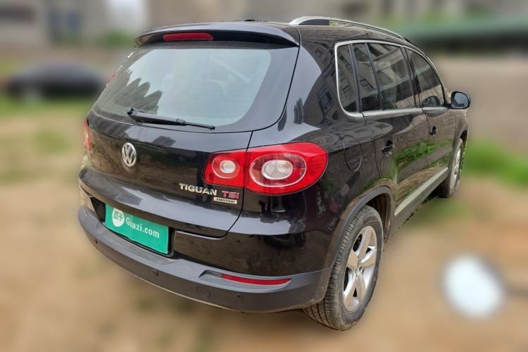 Used Volkswagen Tiguan 2010 2.0 TSI Automatic All-Wheel-Drive Elite Edition Rear Right 45 Deg