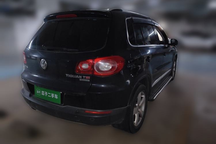 Used Volkswagen Tiguan 2010 1.8TSI Automatic All-Wheel-Drive Elite Edition Rear Right 45 Deg