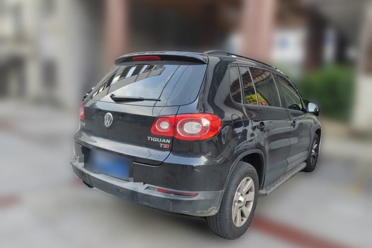 Used Volkswagen Tiguan 2010 1.8 TSI Automatic Two-Wheel Drive Trend Edition Rear Right 45 Deg