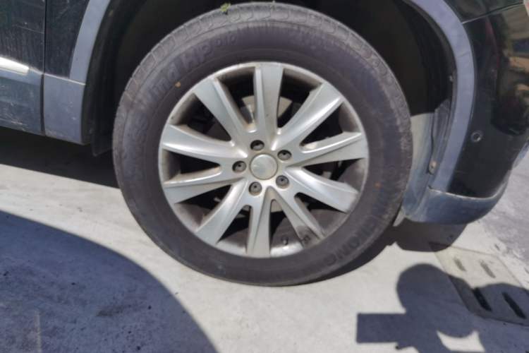 Used Volkswagen Tiguan 2010 2.0 TSI Automatic All-Wheel Drive Flagship Edition Right Front Wheel Hub