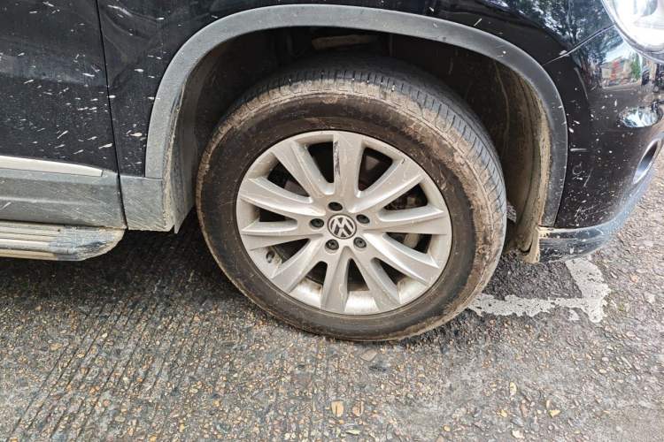 Used Volkswagen Tiguan 2010 2.0 TSI Automatic All-Wheel Drive Flagship Edition Right Front Wheel Hub