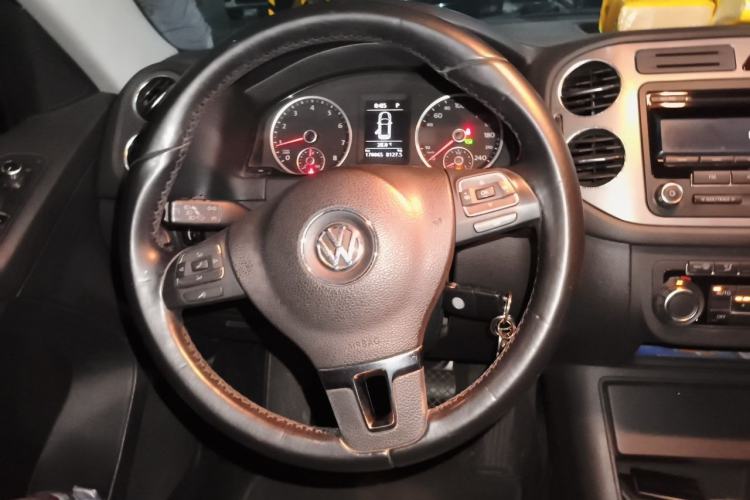 Used Volkswagen Tiguan 2010 1.8TSI Automatic Two-Wheel Drive Elite Edition Steering Wheel