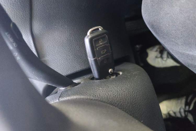 Used Volkswagen Tiguan 2010 1.8 TSI Automatic Two-Wheel Drive Urban Edition Vehicle Key