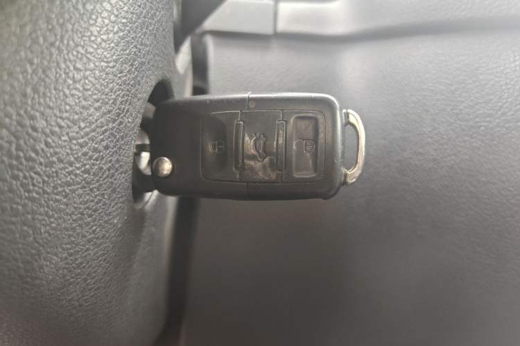 Used Volkswagen Tiguan 2010 1.8TSI Automatic All-Wheel-Drive Elite Edition Vehicle Key