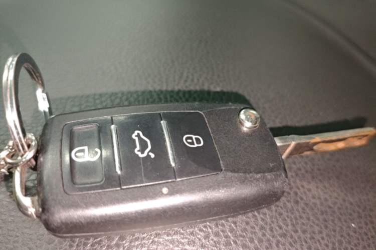 Used Volkswagen Tiguan 2010 2.0 TSI Automatic All-Wheel Drive Flagship Edition Vehicle Key