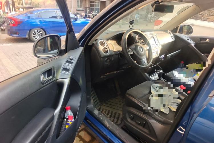 Used Volkswagen Tiguan 2010 2.0 TSI Automatic All-Wheel Drive Flagship Navigation Edition Driver Seat