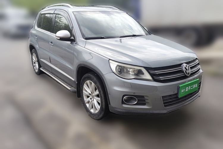 Used Volkswagen Tiguan 2010 2.0 TSI Automatic All-Wheel Drive Flagship Edition Front Right 45 Deg