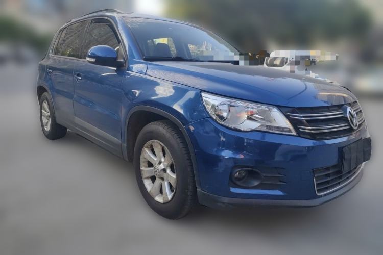 Used Volkswagen Tiguan 2010 1.8 TSI Automatic All-Wheel Drive Fashion Edition Front Right 45 Deg