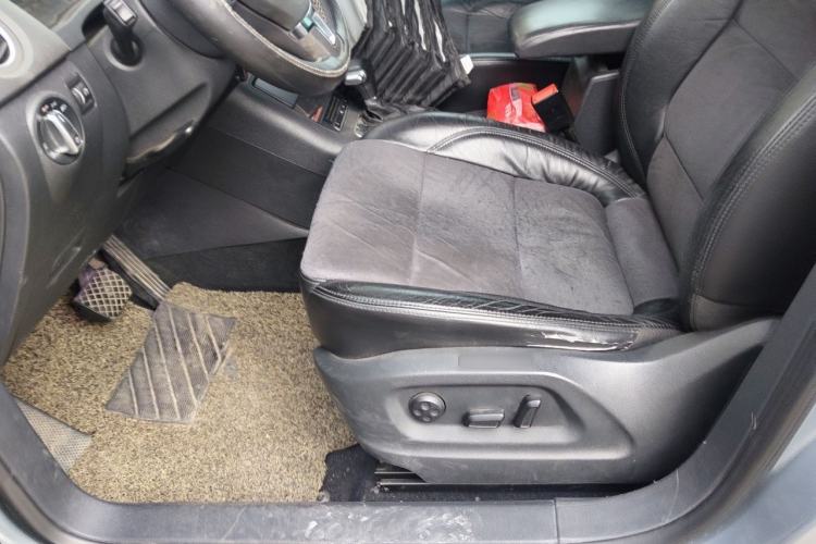 Used Volkswagen Tiguan 2010 2.0 TSI Automatic All-Wheel Drive Flagship Edition Left Front Seat