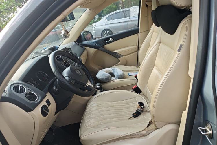 Used Volkswagen Tiguan 2010 1.8 TSI Automatic Two-Wheel Drive Trend Edition Left Front Seat
