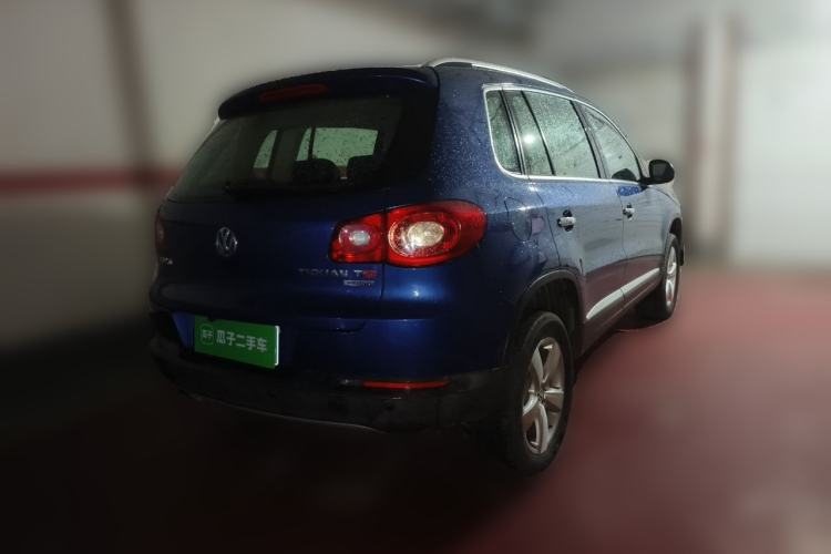 Used Volkswagen Tiguan 2010 1.8TSI Automatic All-Wheel-Drive Elite Edition Rear Right 45 Deg