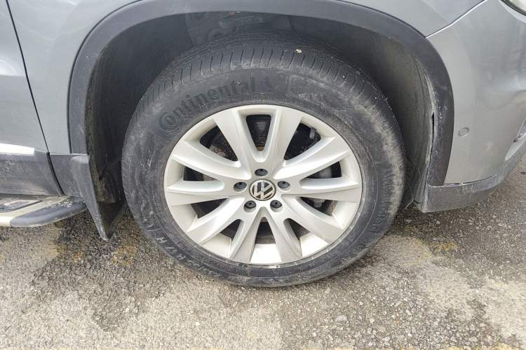 Used Volkswagen Tiguan 2010 2.0 TSI Automatic All-Wheel Drive Flagship Edition Right Front Wheel Hub