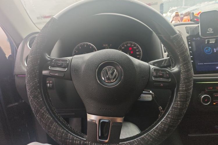 Used Volkswagen Tiguan 2010 2.0 TSI Automatic All-Wheel Drive Flagship Navigation Edition Steering Wheel