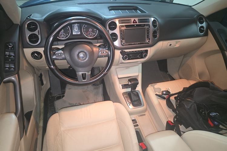 Used Volkswagen Tiguan 2010 1.8TSI Automatic All-Wheel-Drive Elite Edition Steering Wheel